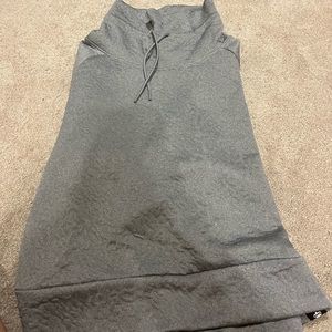 Juicy couture sweat shirt
